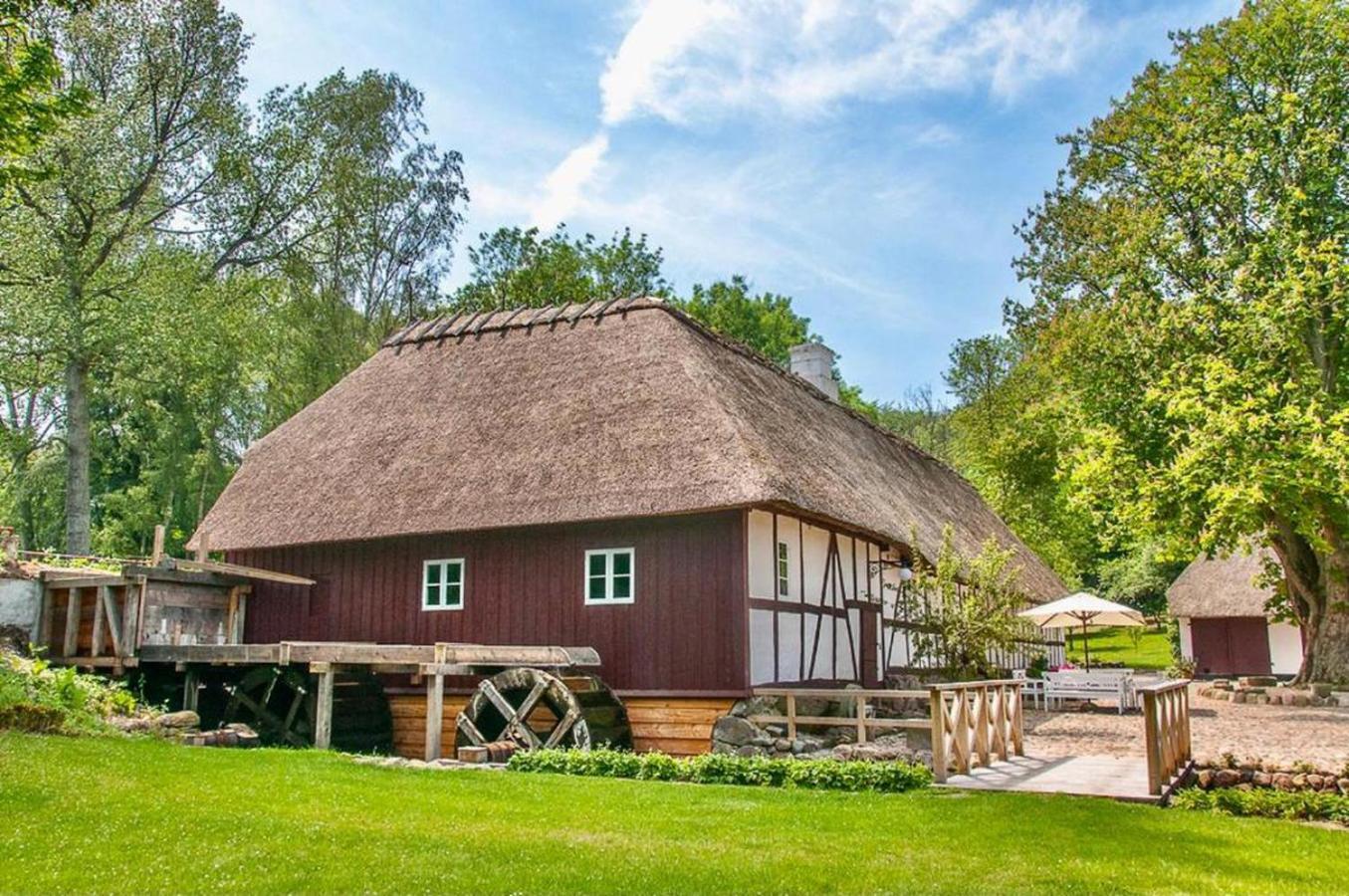 Lillemollens Bed & Breakfast Orbaek  Екстериор снимка