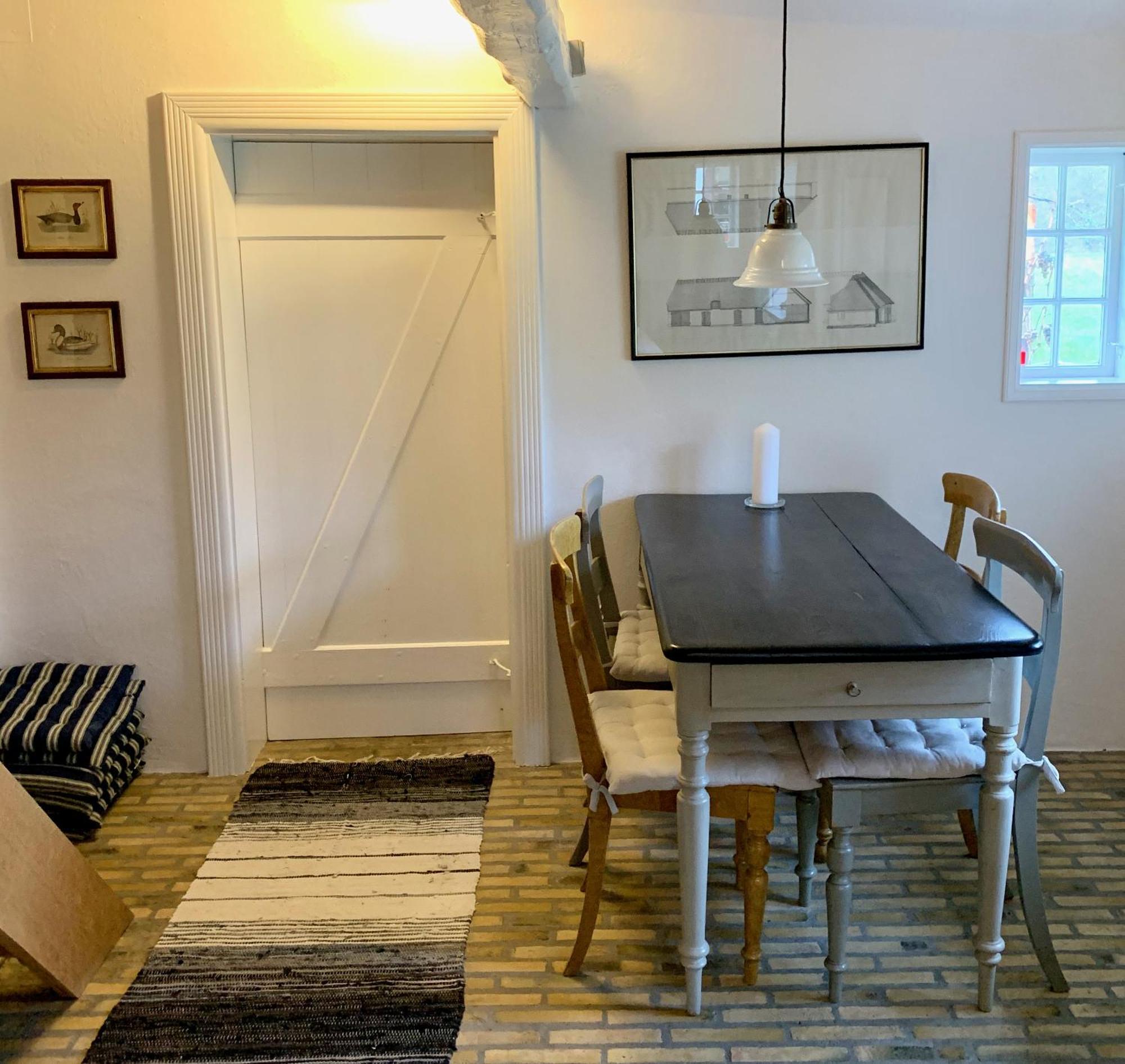Lillemollens Bed & Breakfast Orbaek  Екстериор снимка